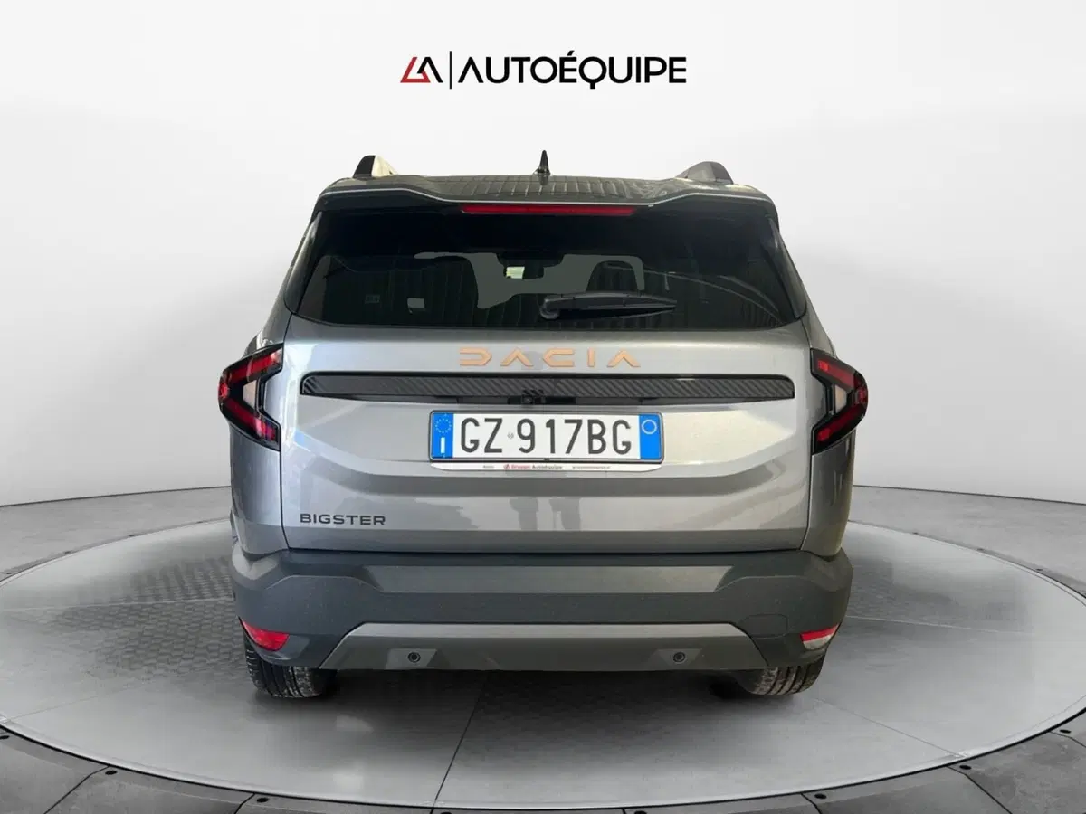 Dacia Bigster usata a Roma (4)
