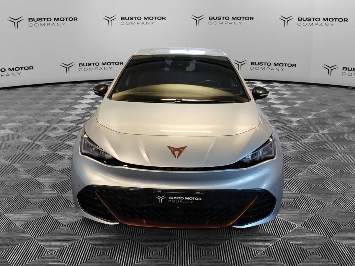 Cupra Born usata a Varese (2)
