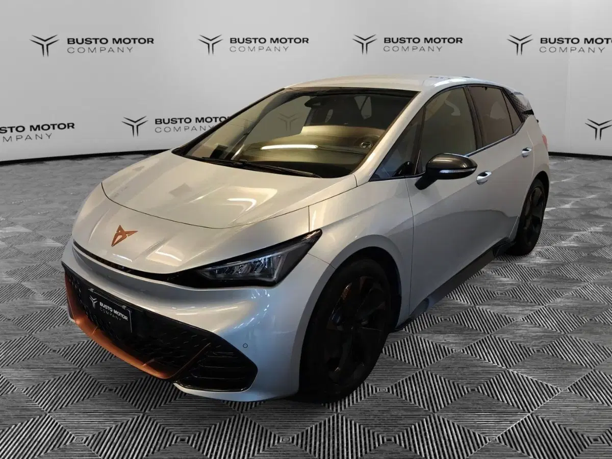 Cupra Born usata a Varese (3)