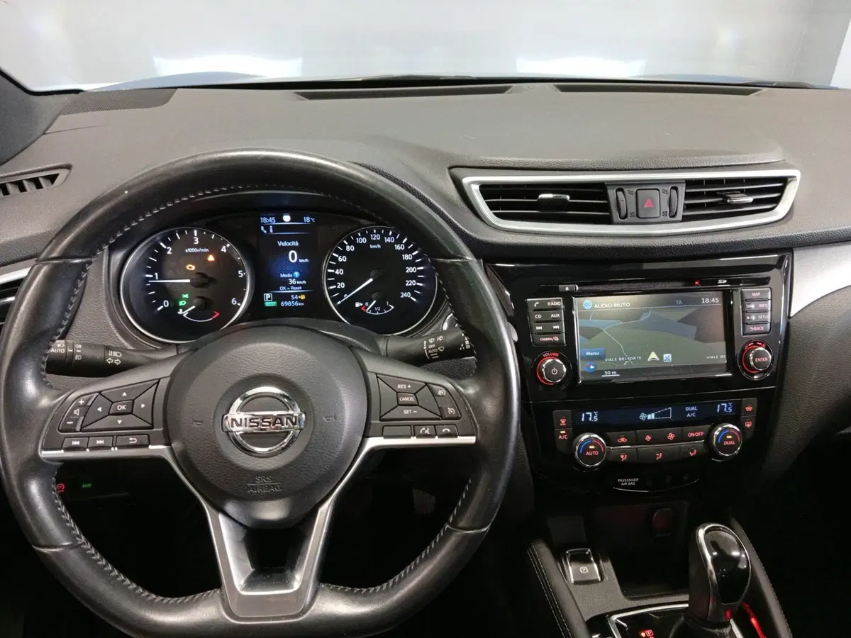 Nissan Qashqai usata a Varese (11)
