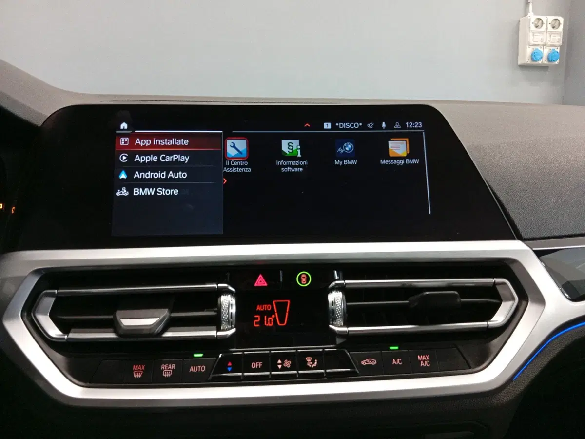 BMW Serie 3 Touring usata a Varese (15)
