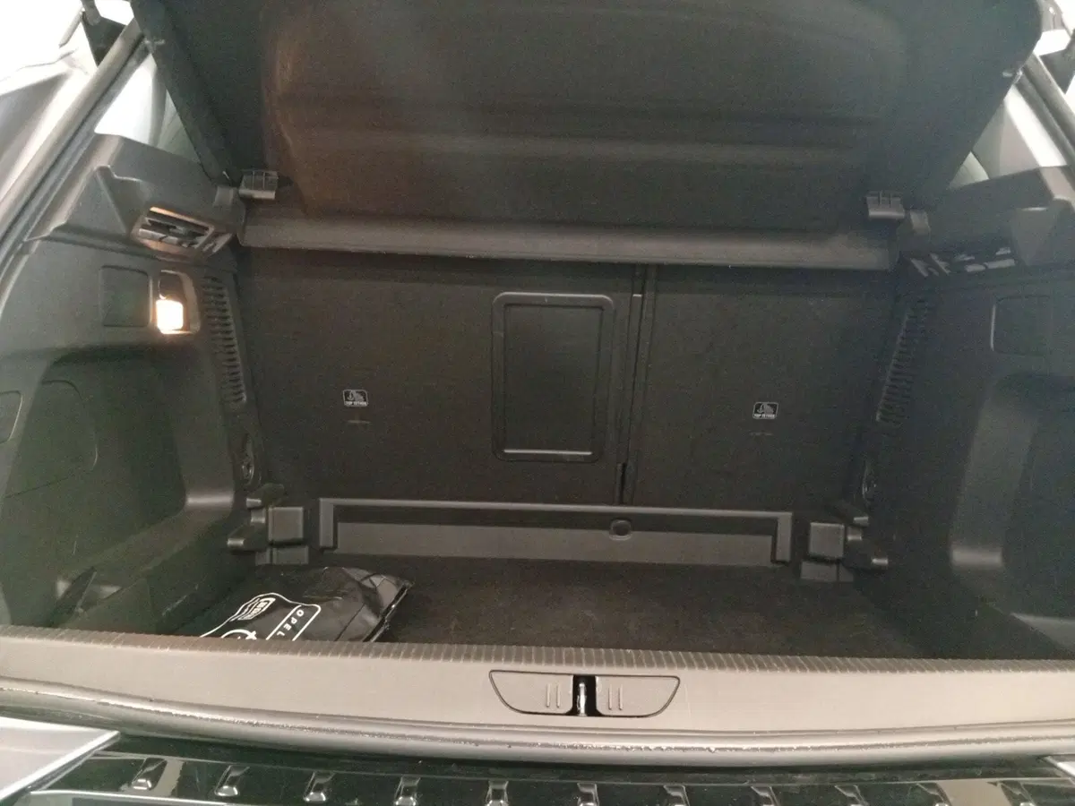 Opel Grandland usata a Varese (8)