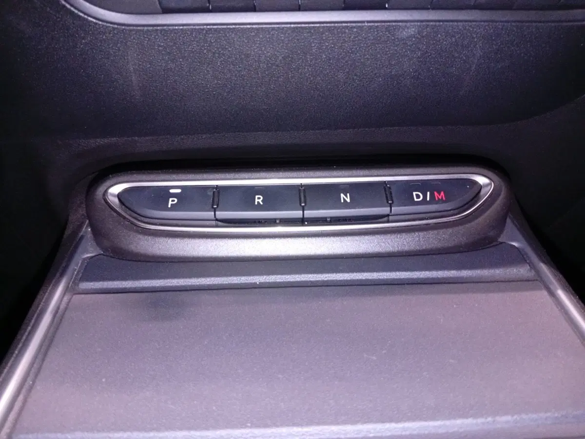 Jeep Avenger usata a Varese (13)
