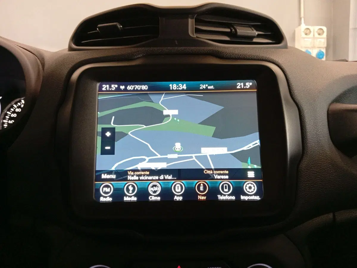 Jeep Renegade usata a Varese (12)