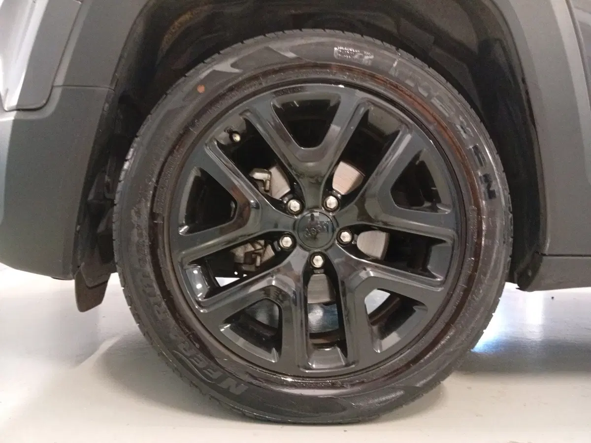 Jeep Renegade usata a Varese (8)