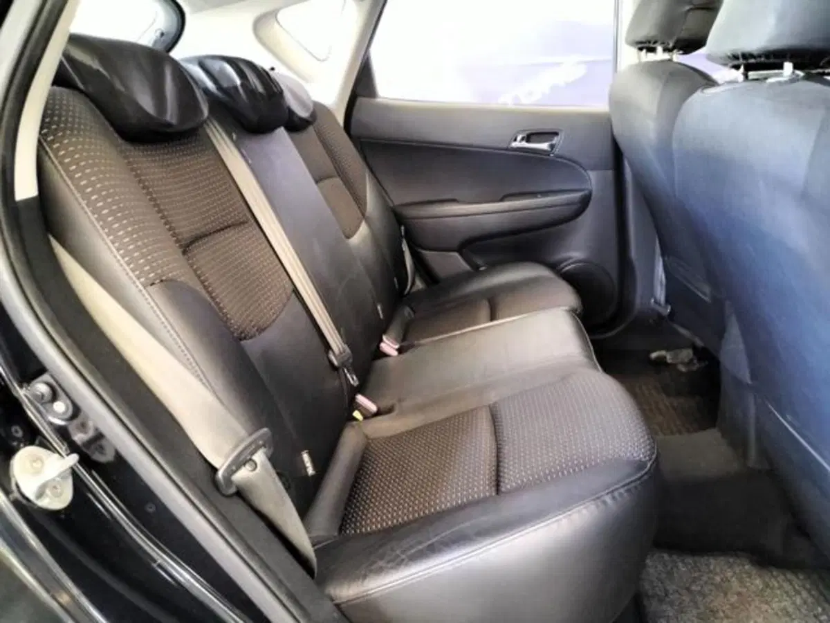 Hyundai i30 usata a Messina (12)