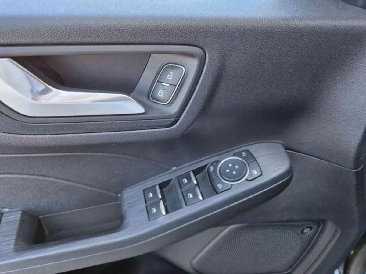 Ford Kuga usata a Bologna (17)