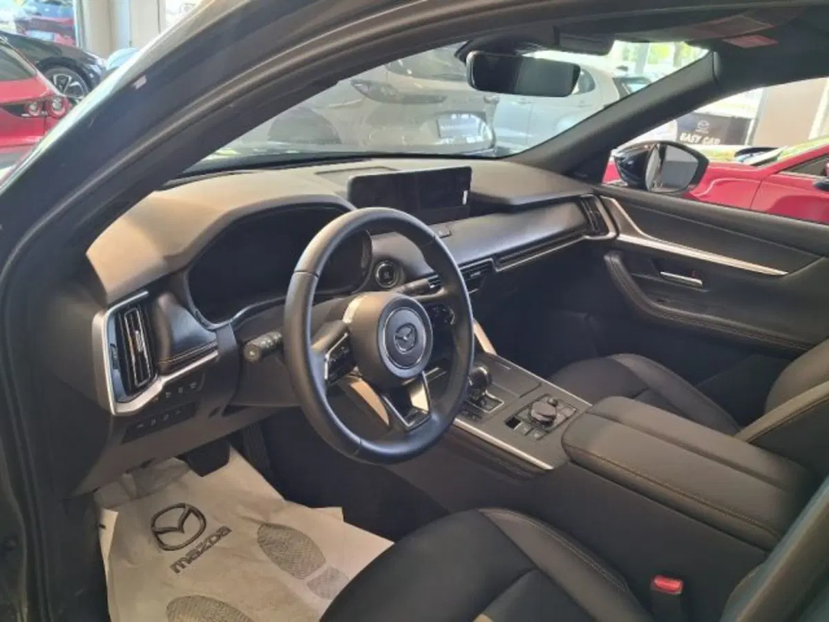 Mazda CX-60 nuova a Bologna (9)
