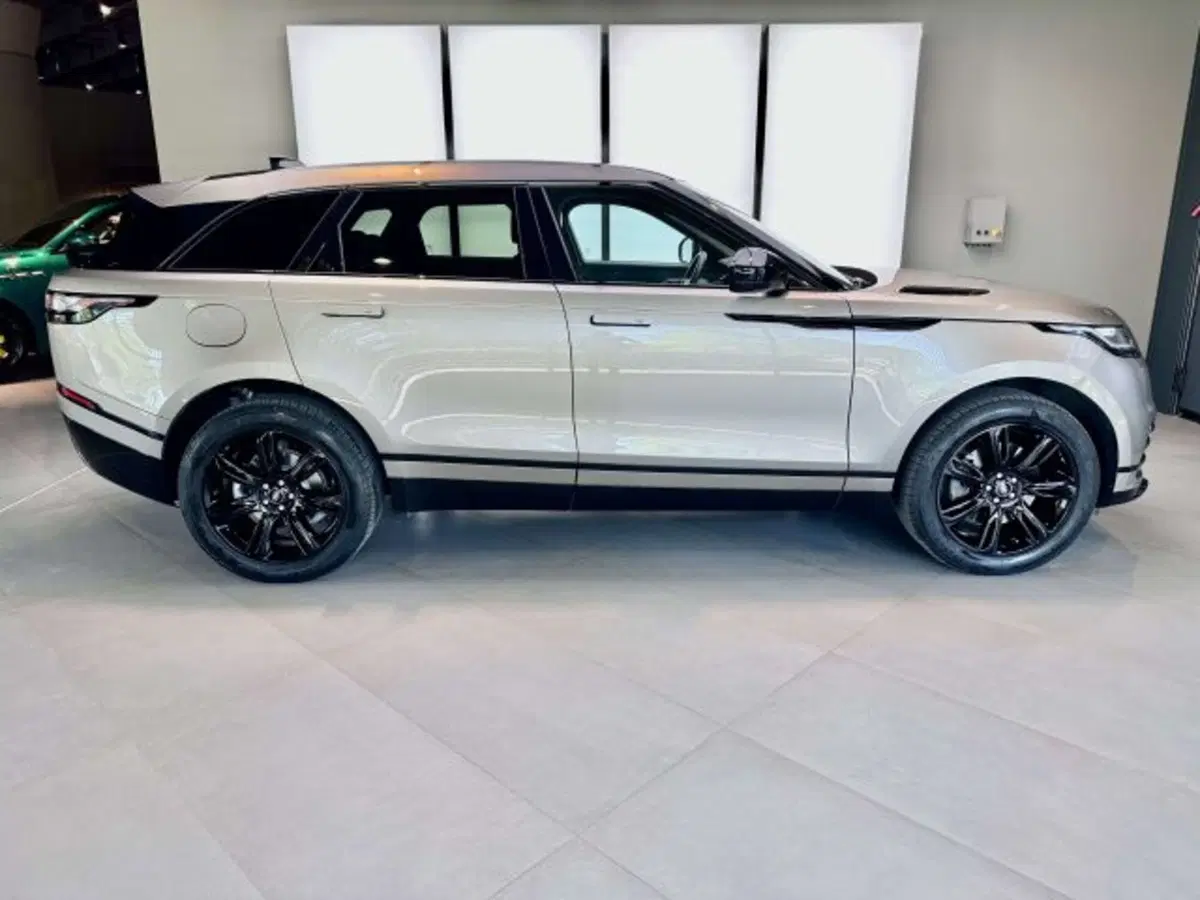 Land Rover Range Rover Velar usata a Torino (5)
