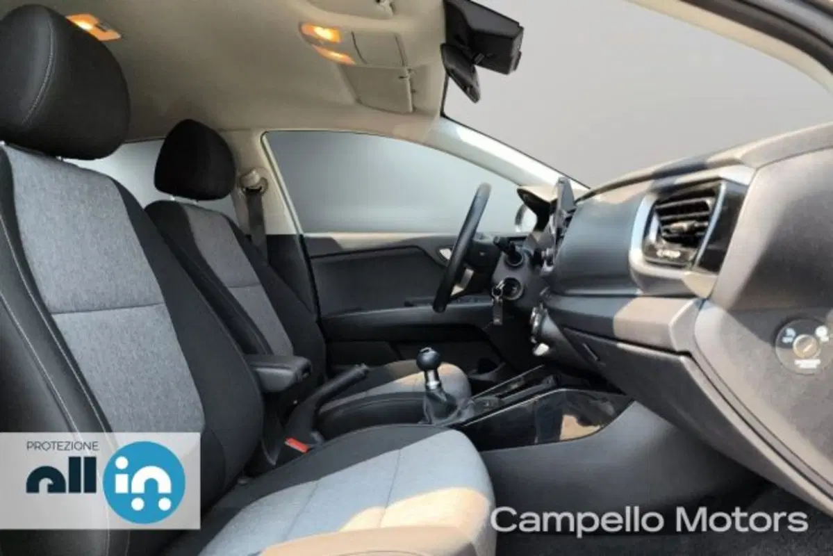Kia Stonic usata a Venezia (15)