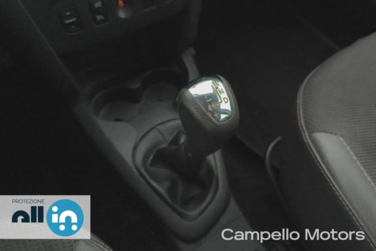 Dacia Sandero usata a Venezia (13)
