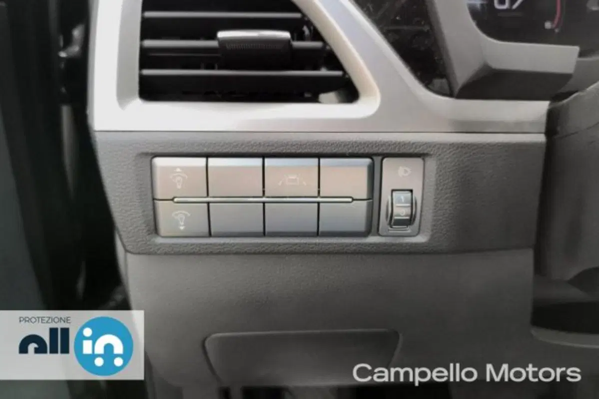 Ssangyong Korando usata a Venezia (17)