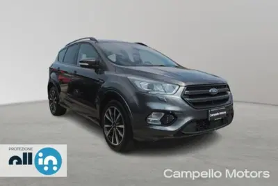 Ford Kuga 2.0 TDCI 150 CV S&amp;S 4WD Powershift ST-Line del 2019 usata a Venezia