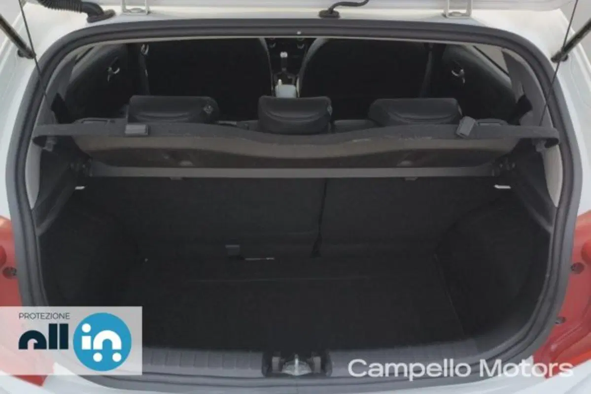Kia Picanto usata a Venezia (18)