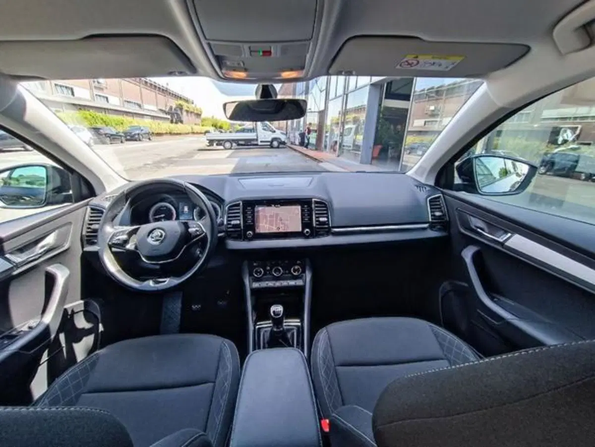 Skoda Karoq usata a Pisa (8)