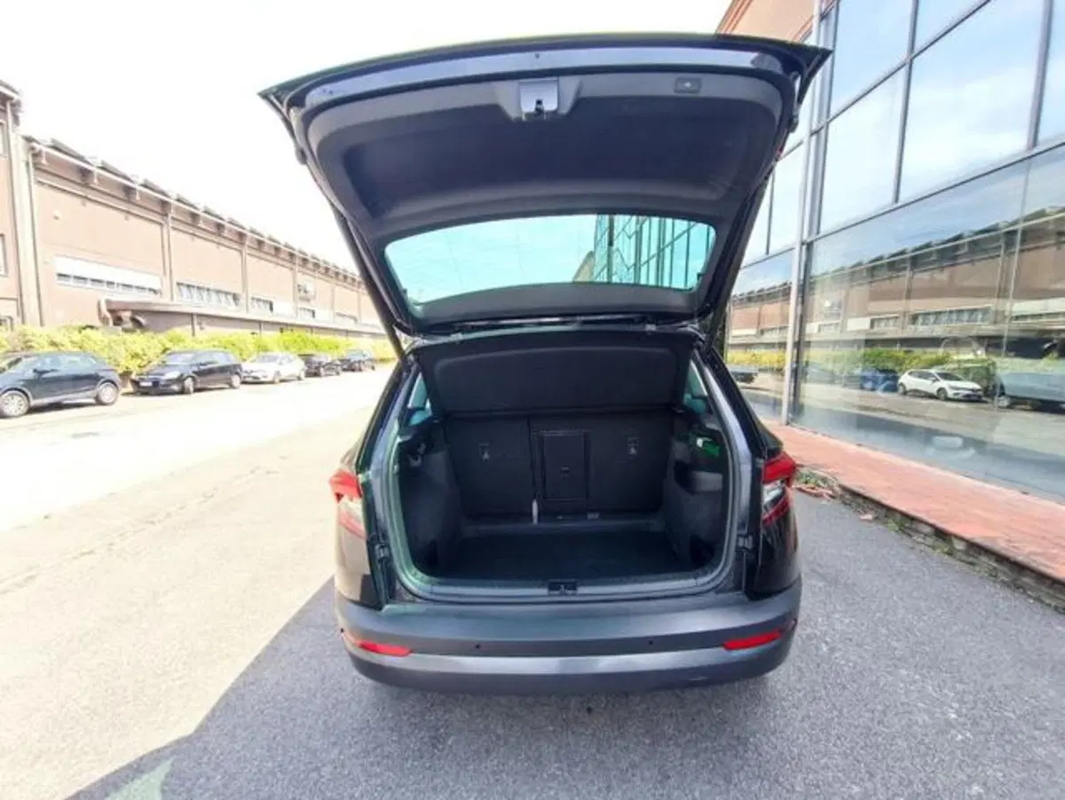 Skoda Karoq usata a Pisa (9)