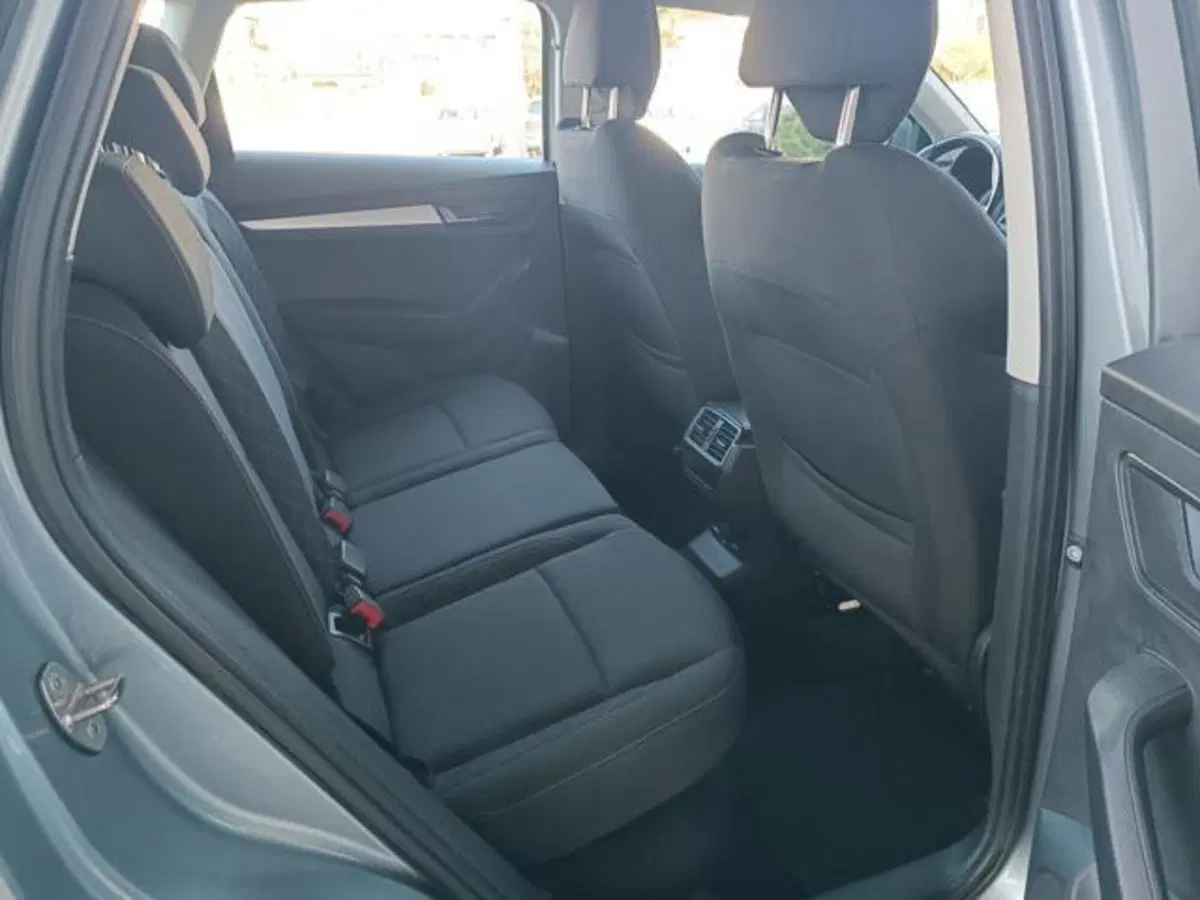 Skoda Karoq usata a Pisa (13)