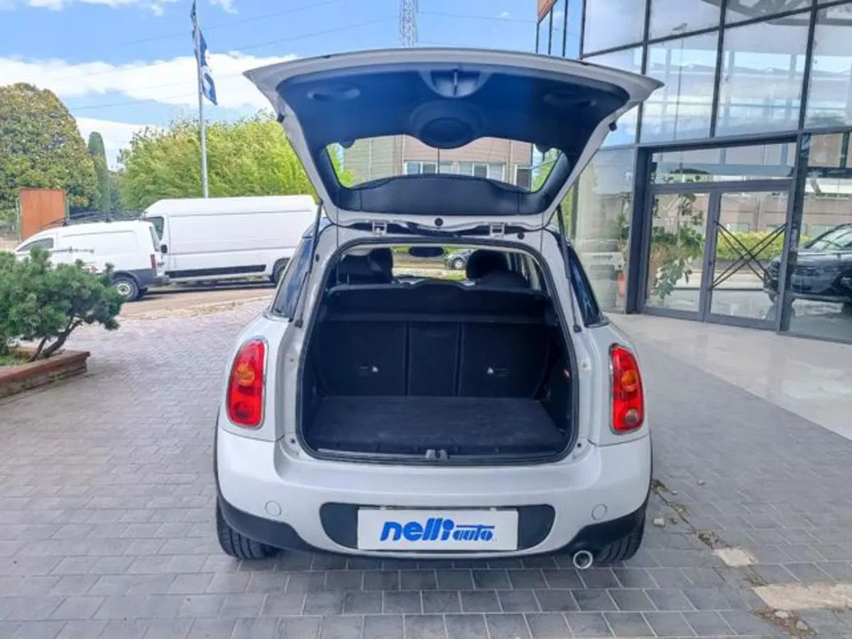 MINI Mini Countryman usata a Pisa (19)
