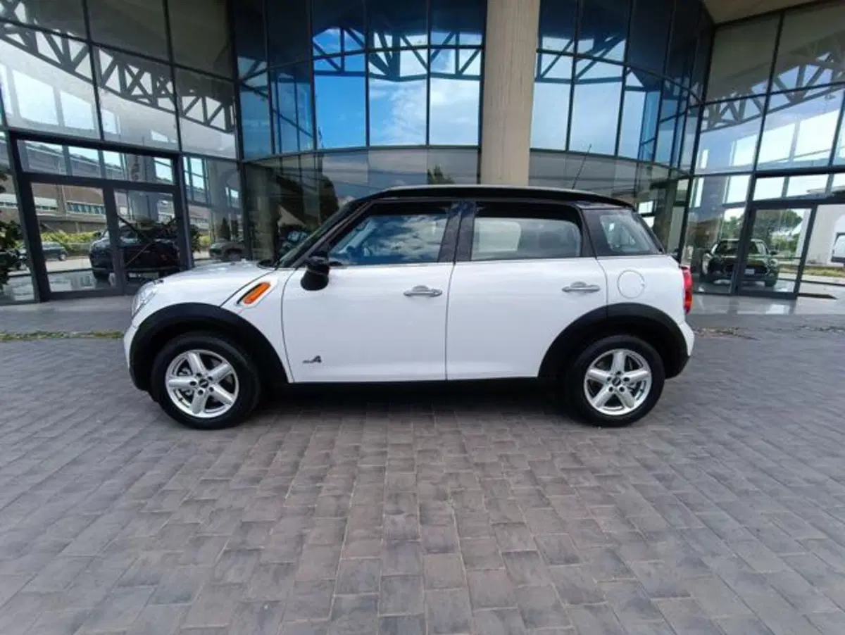 MINI Mini Countryman usata a Pisa (6)