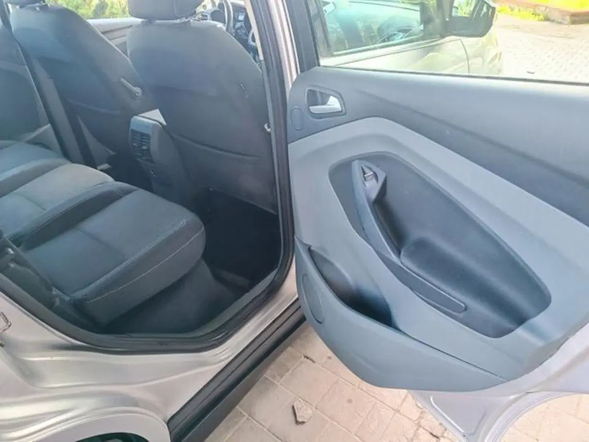 Ford C-Max usata a Pisa (13)