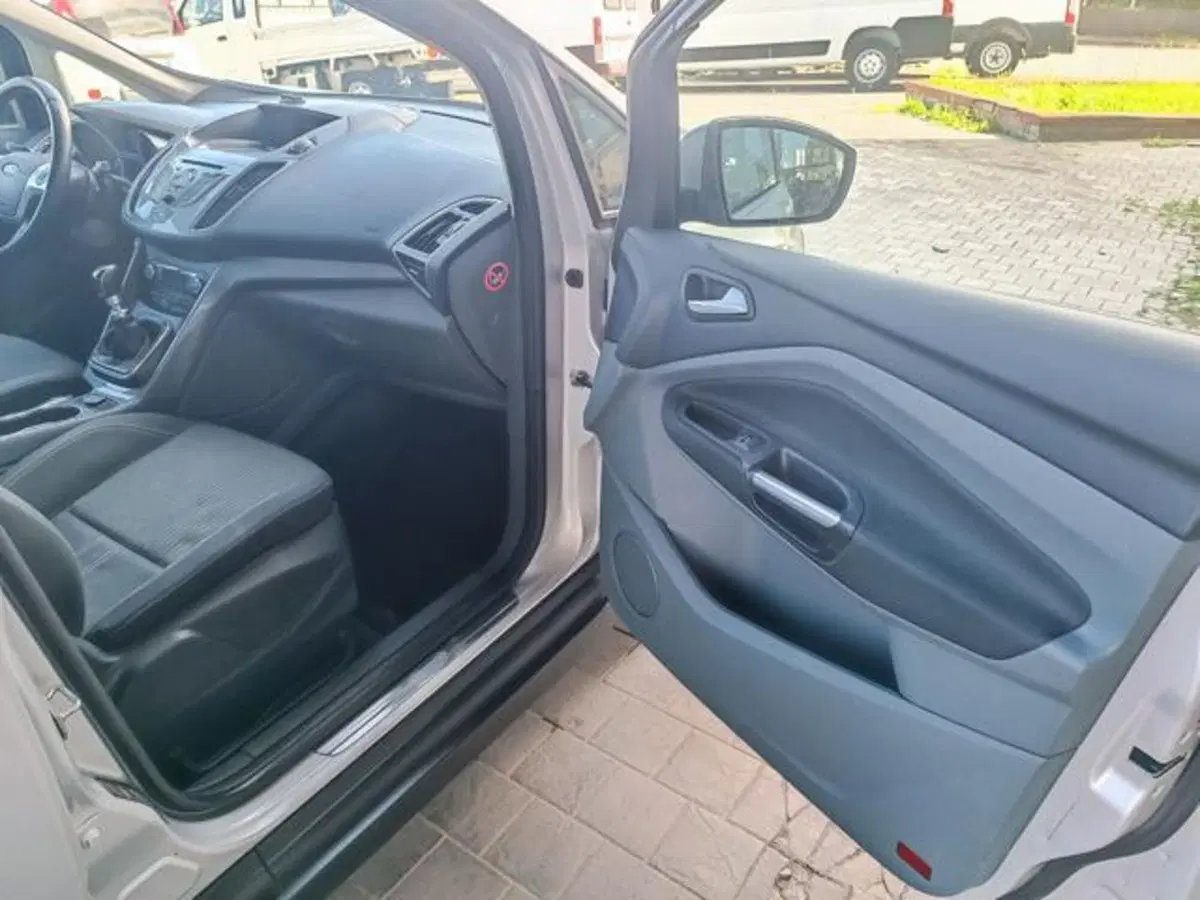 Ford C-Max usata a Pisa (16)