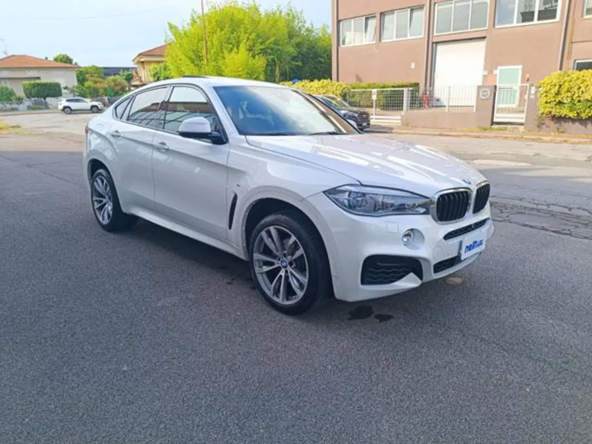 BMW X6 usata a Pisa (19)