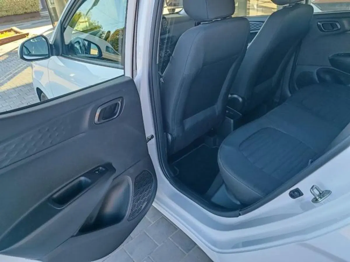 Hyundai i10 usata a Pisa (7)