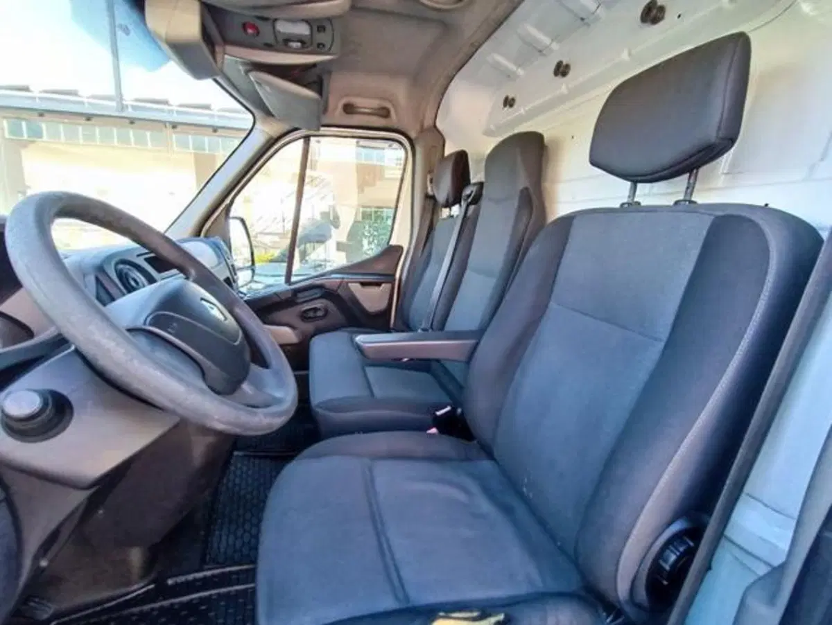 Renault Master Furgone usata a Pisa (17)
