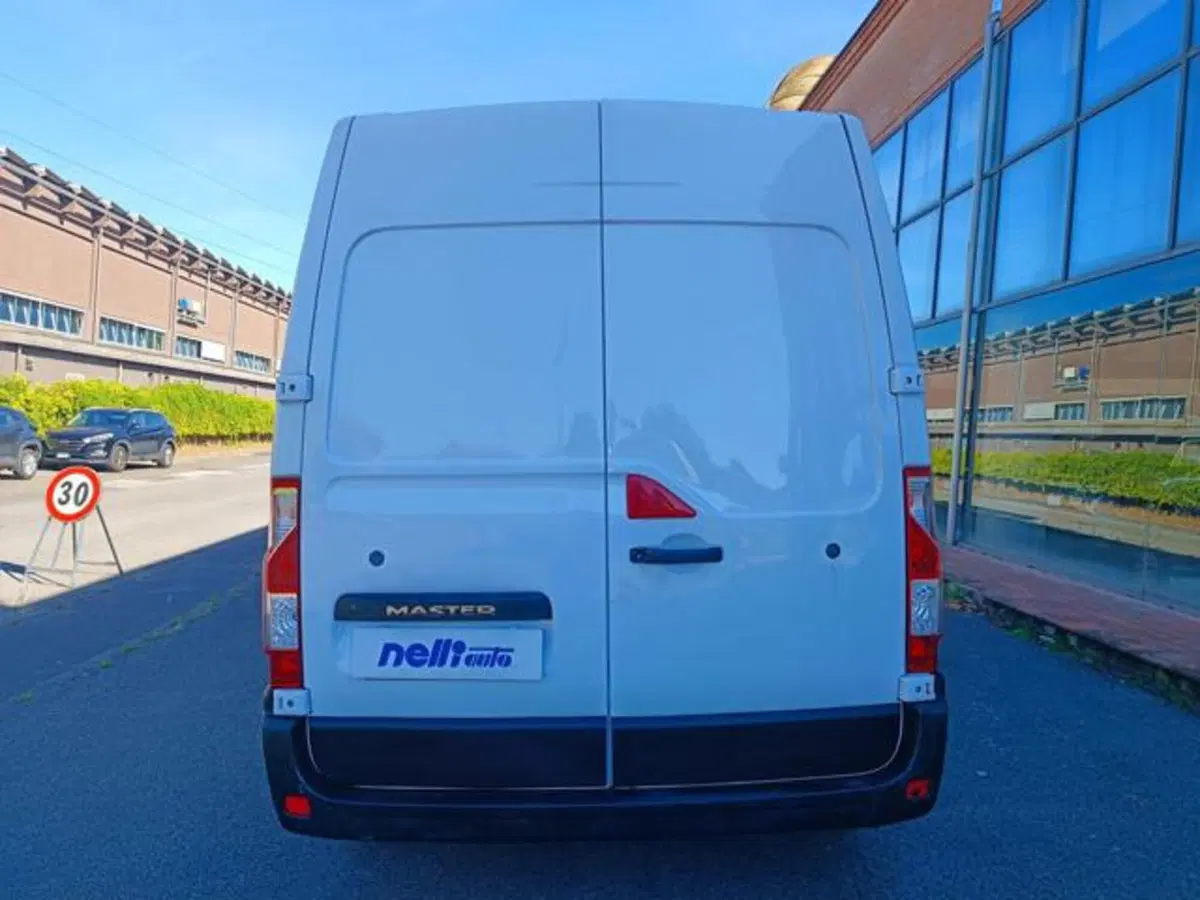 Renault Master Furgone usata a Pisa (8)