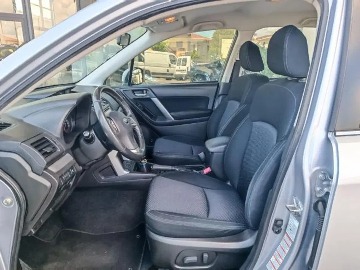 Subaru Forester usata a Pisa (11)
