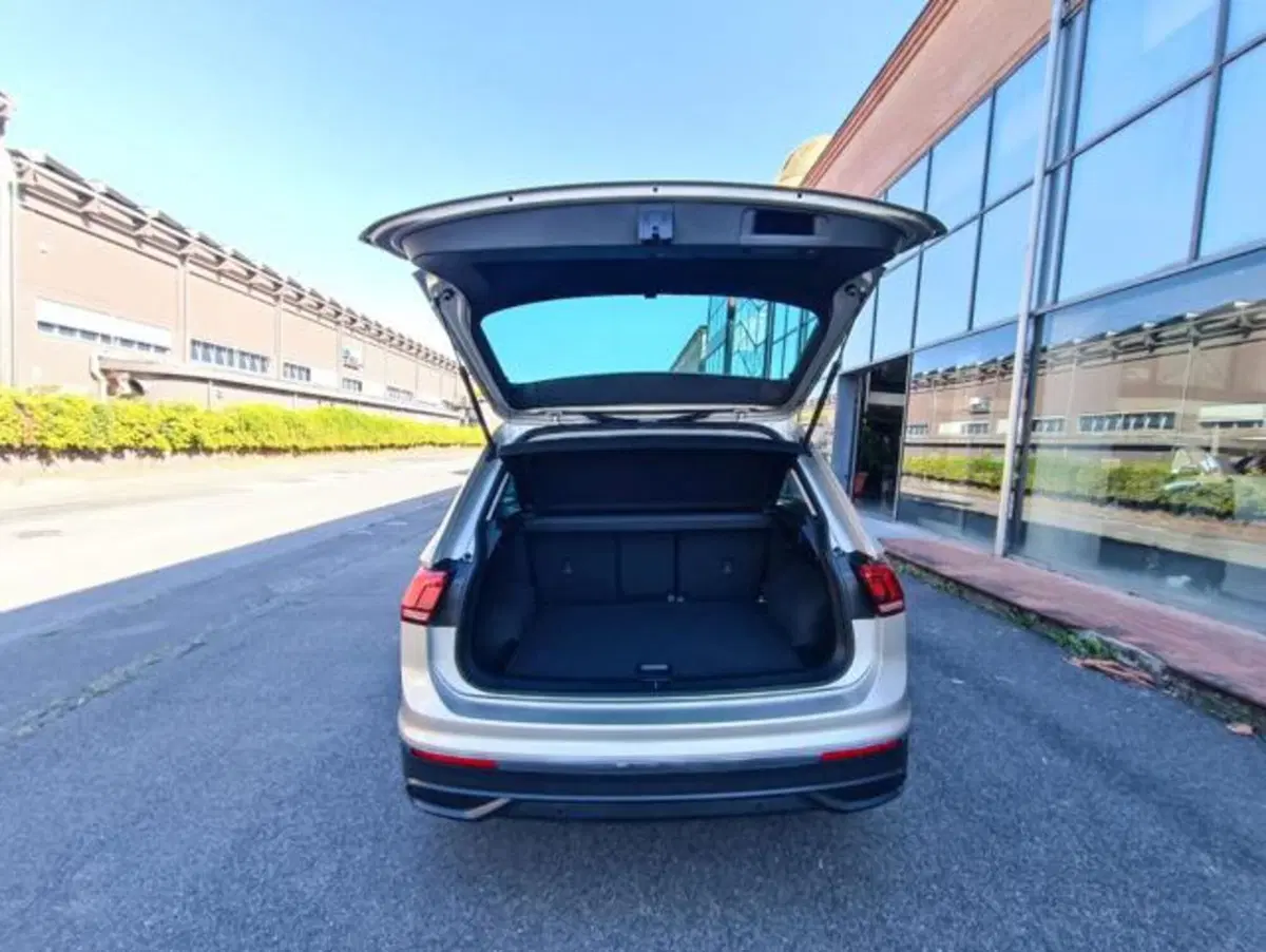Volkswagen Tiguan usata a Pisa (15)