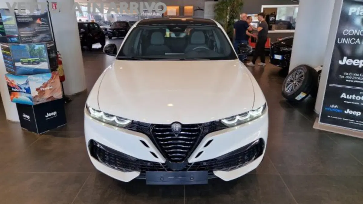 Alfa Romeo Tonale nuova a Modena (2)