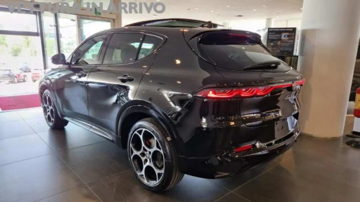 Alfa Romeo Tonale nuova a Modena (4)