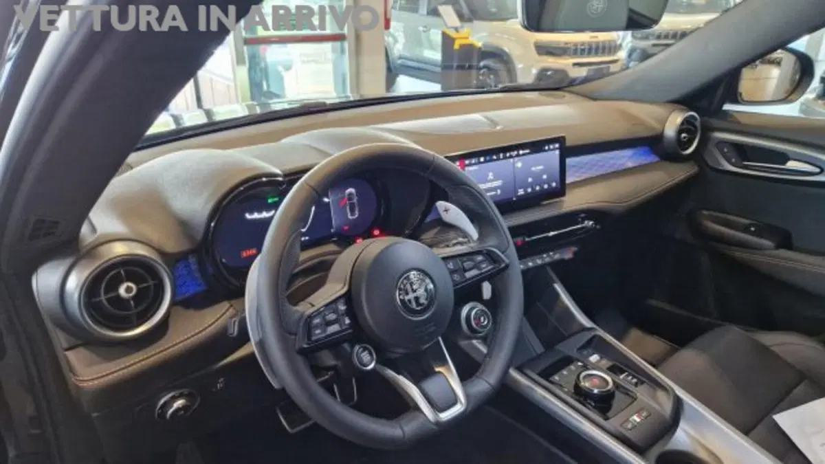 Alfa Romeo Tonale nuova a Modena (6)