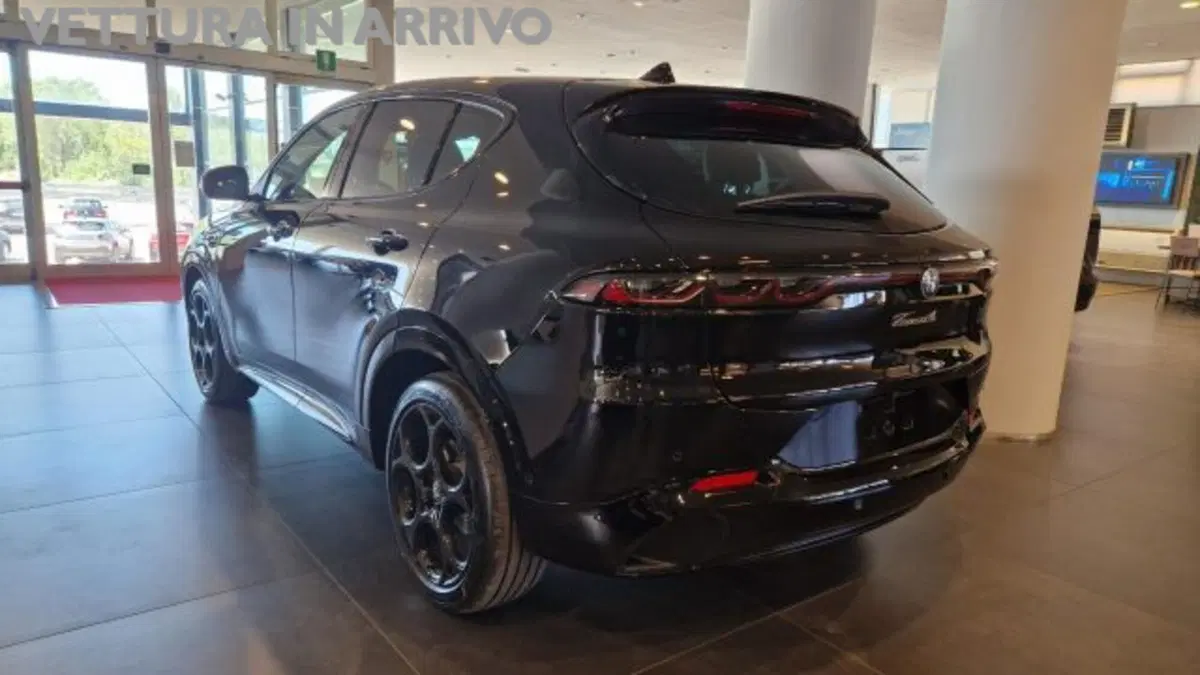 Alfa Romeo Tonale nuova a Modena (4)