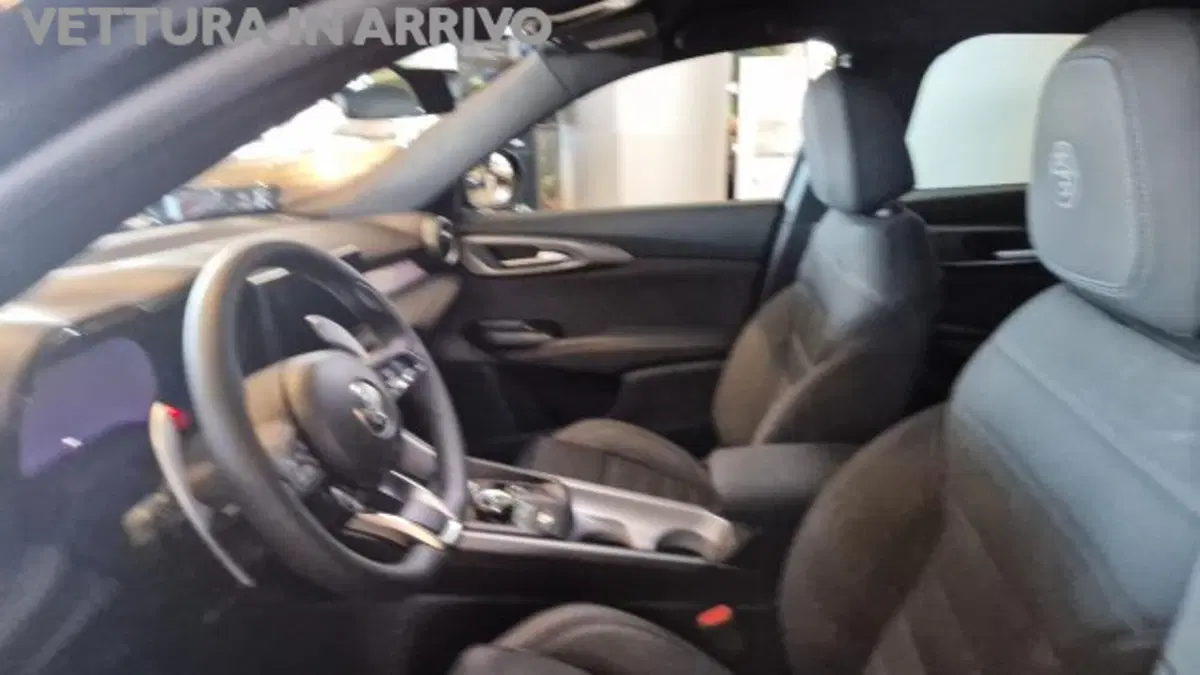 Alfa Romeo Tonale nuova a Modena (6)