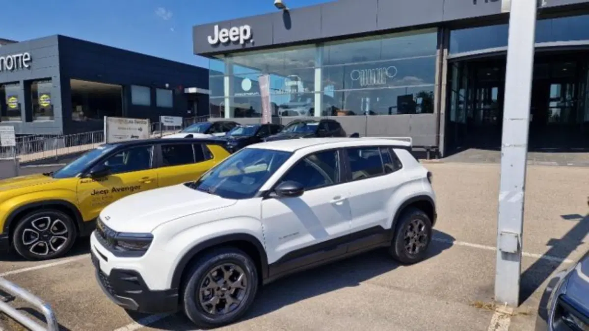 Jeep Avenger nuova a Modena