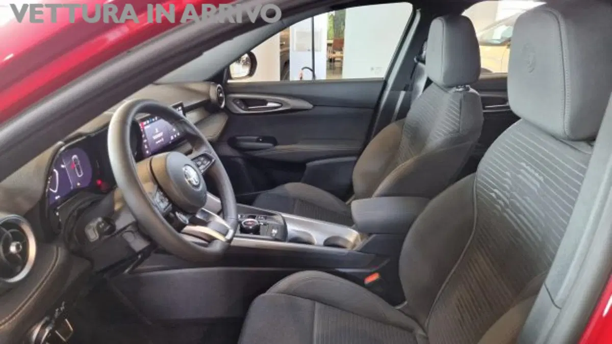 Alfa Romeo Tonale nuova a Modena (6)