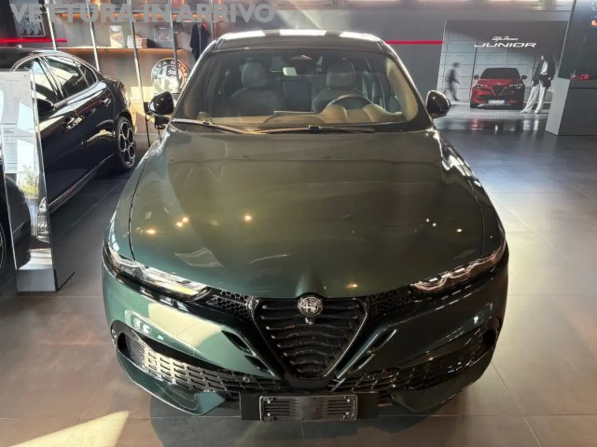 Alfa Romeo Tonale nuova a Modena (3)