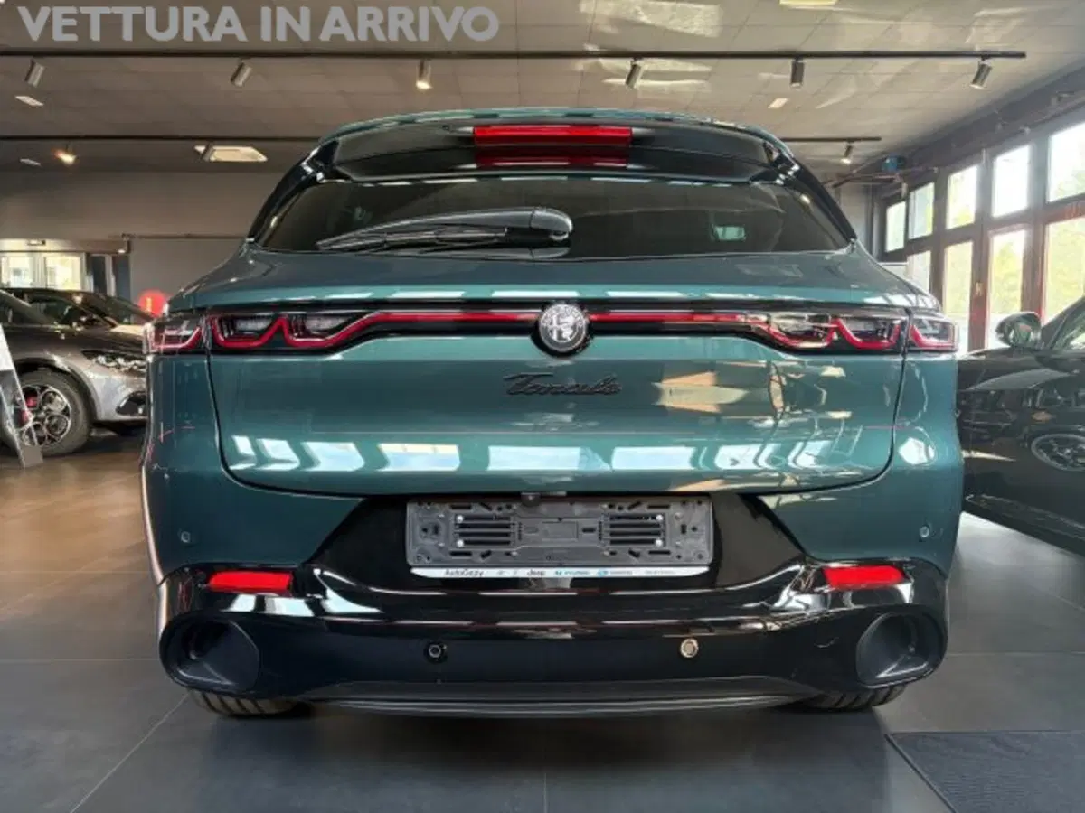 Alfa Romeo Tonale nuova a Modena (7)