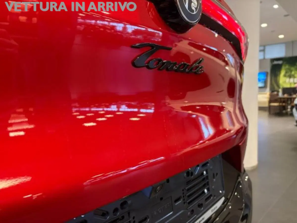 Alfa Romeo Tonale nuova a Modena (5)