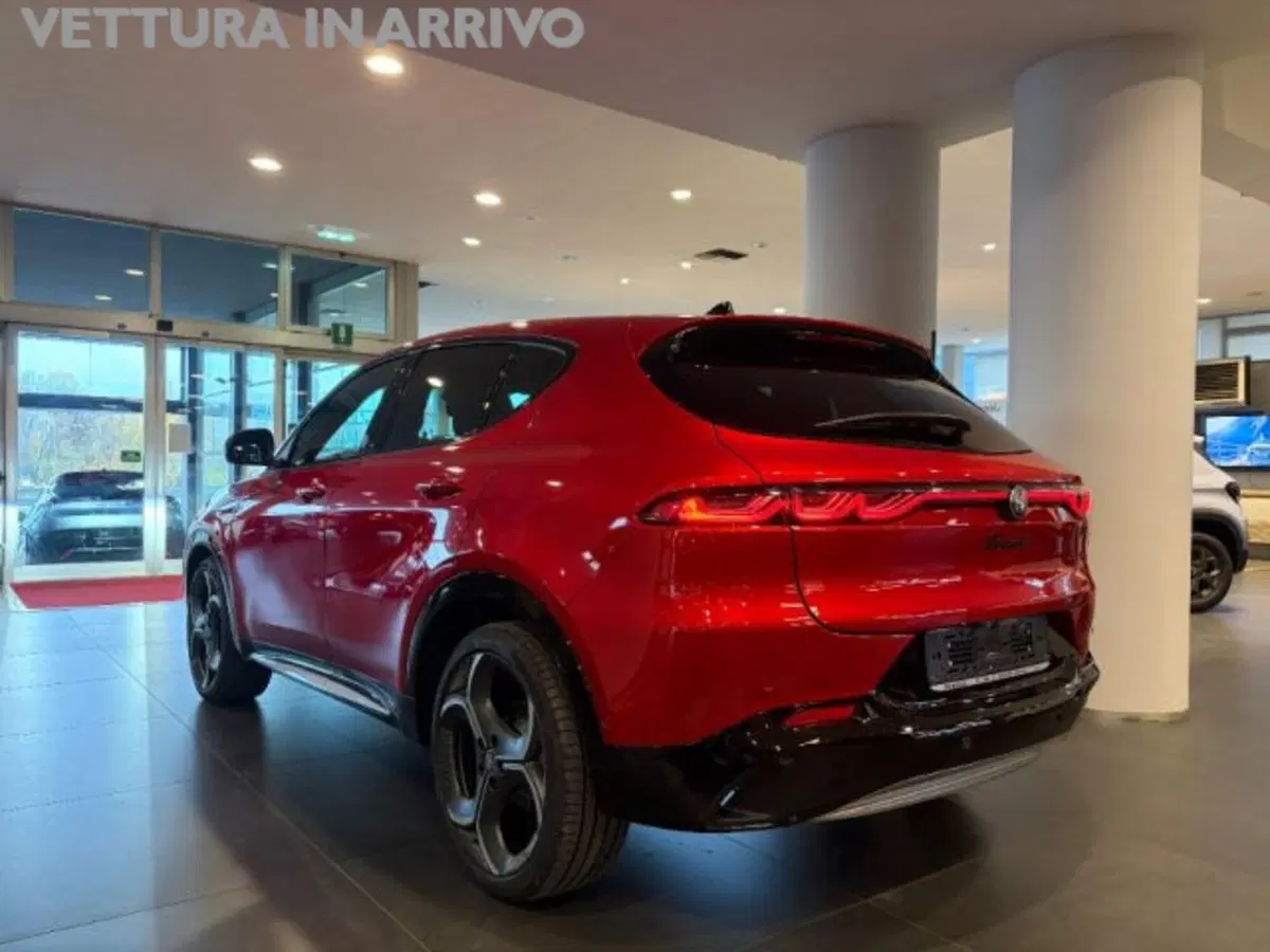 Alfa Romeo Tonale nuova a Modena (6)