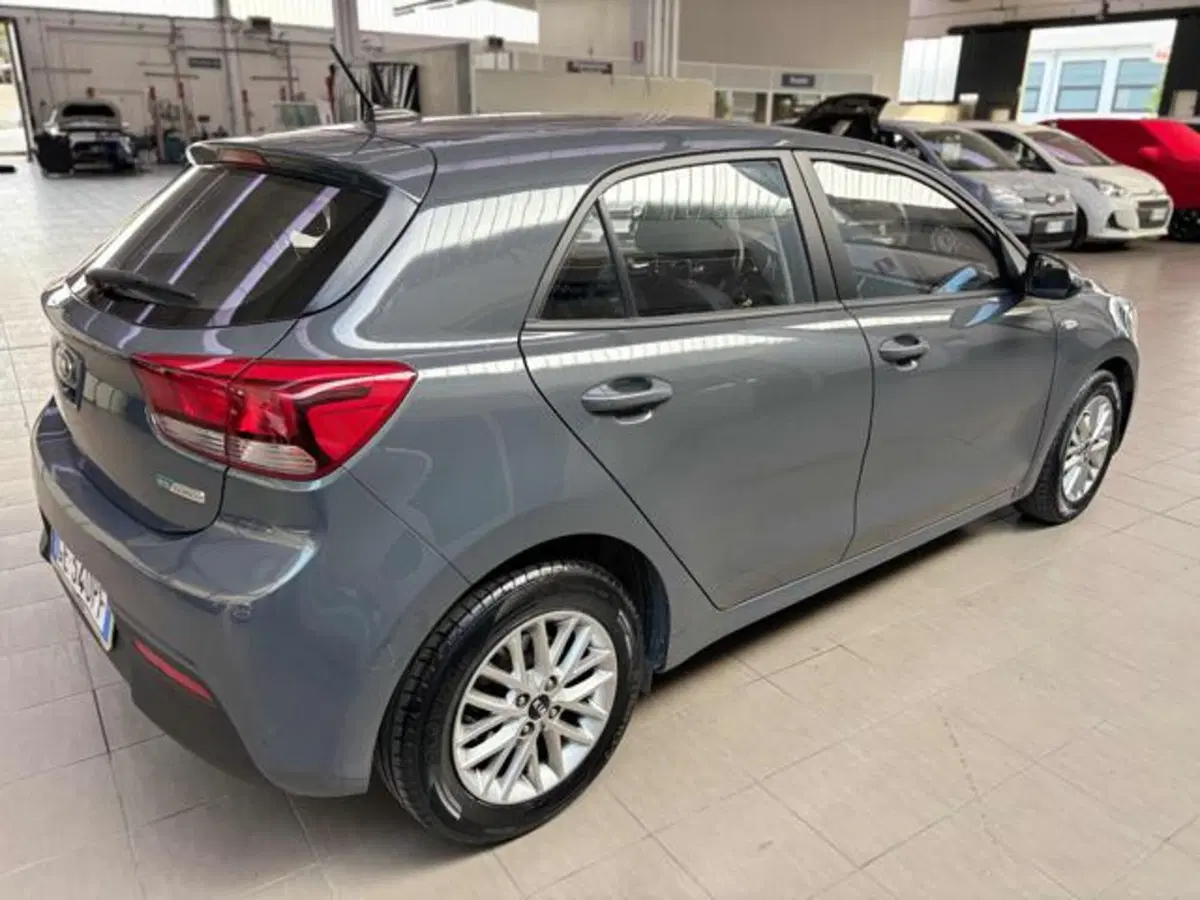 Kia Rio usata a Pesaro-Urbino (10)