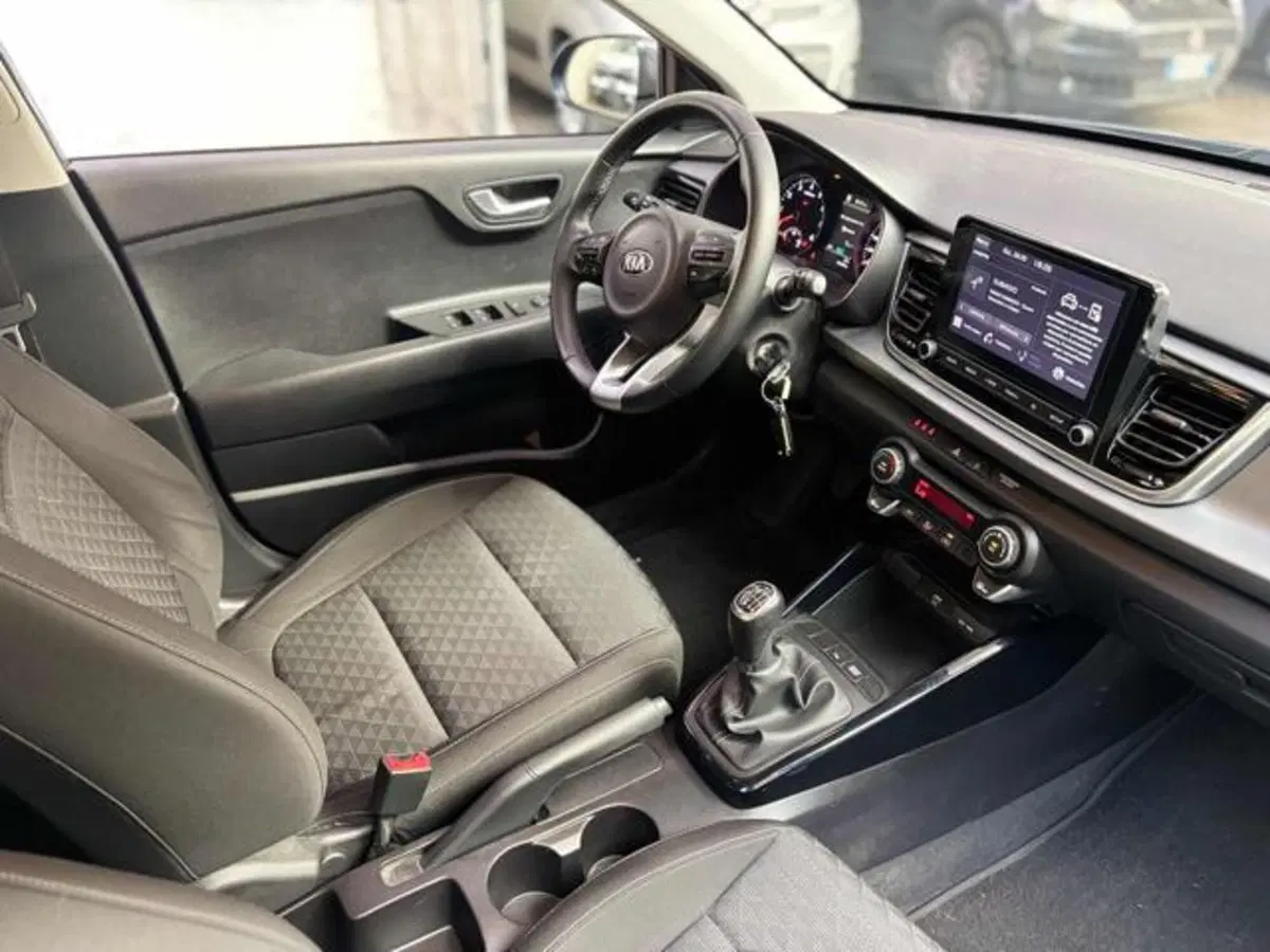 Kia Rio usata a Pesaro-Urbino (8)