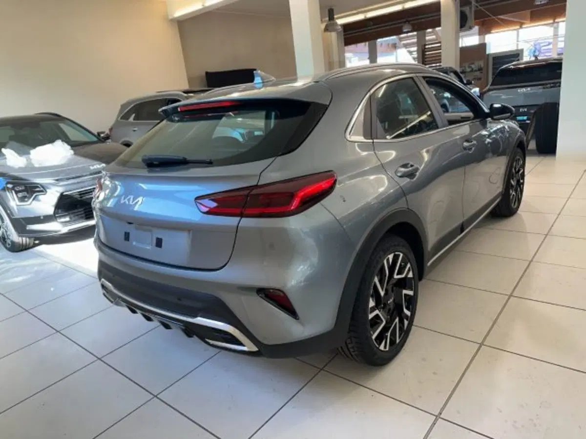 Kia XCeed nuova a Vicenza (3)