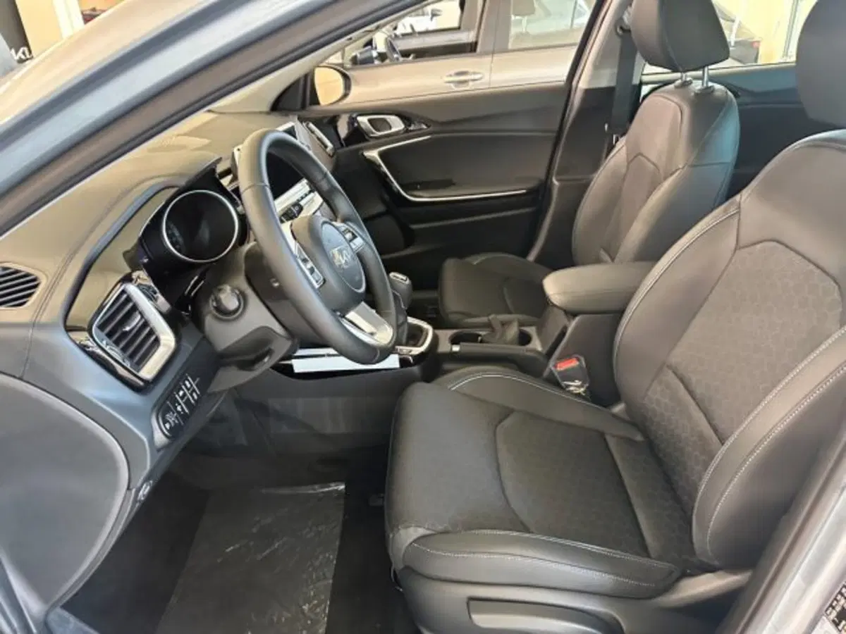 Kia XCeed nuova a Vicenza (6)