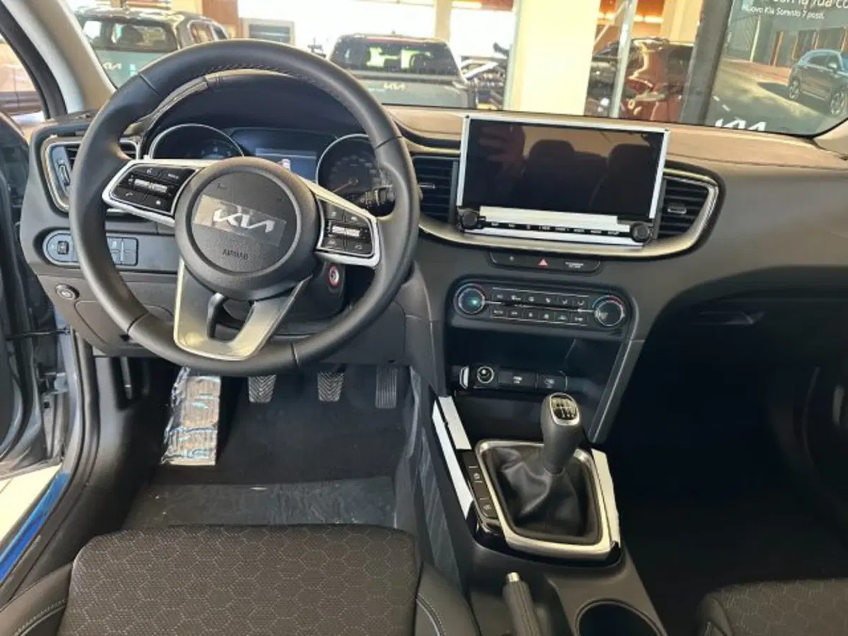 Kia XCeed nuova a Vicenza (7)