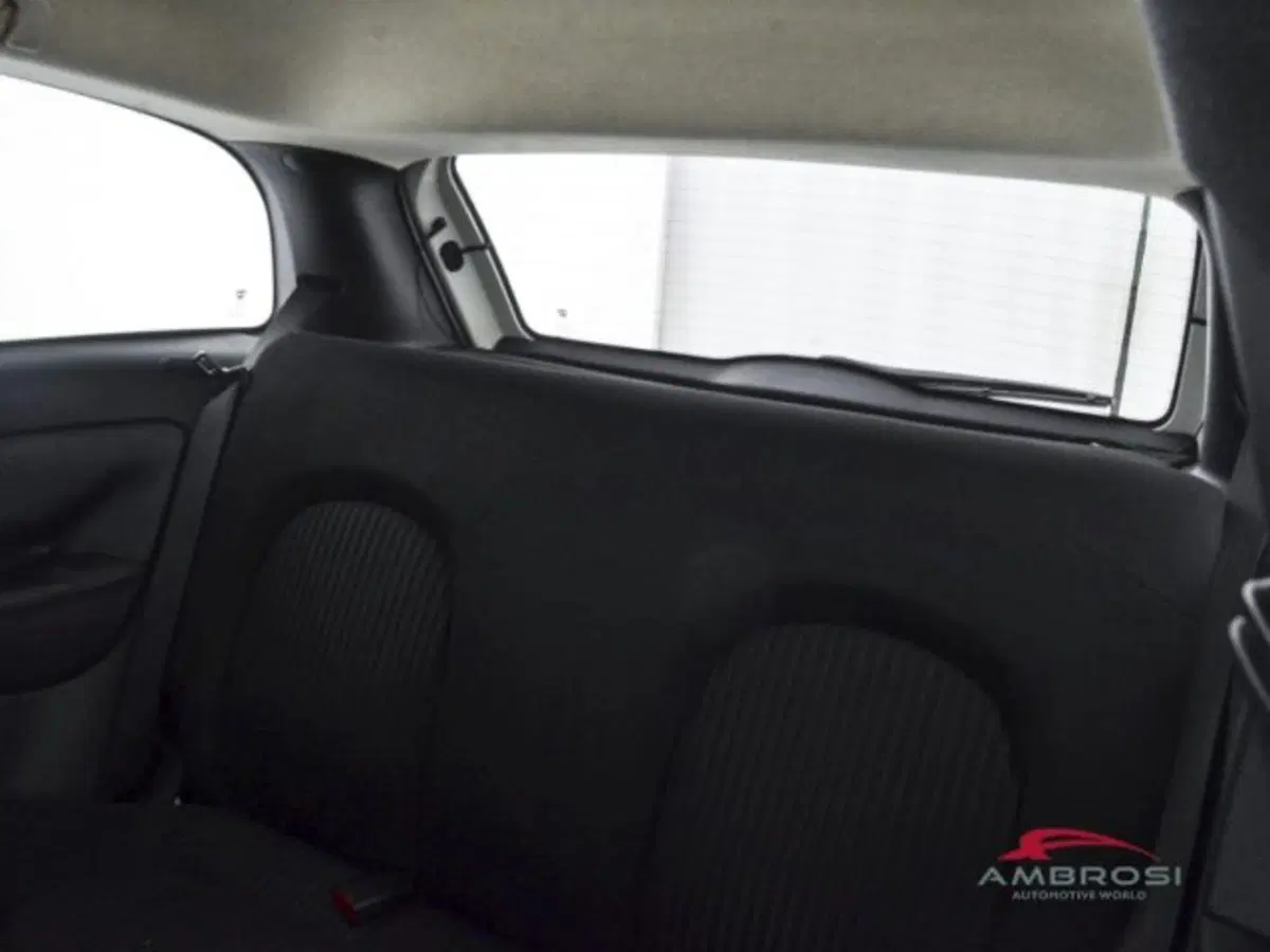 Lancia Ypsilon usata a Perugia (10)