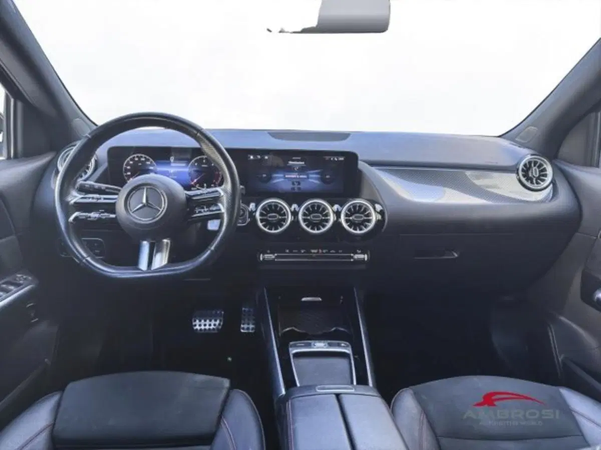 Mercedes-Benz GLA SUV usata a Perugia (15)