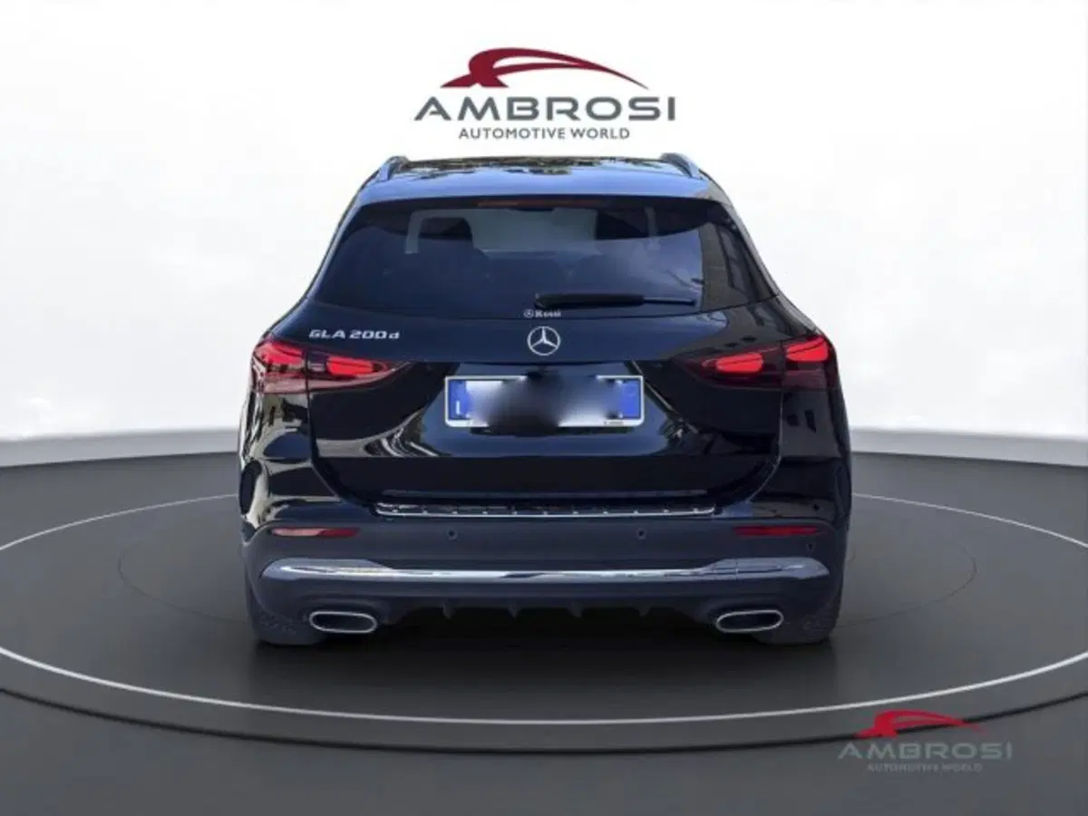Mercedes-Benz GLA SUV usata a Perugia (8)